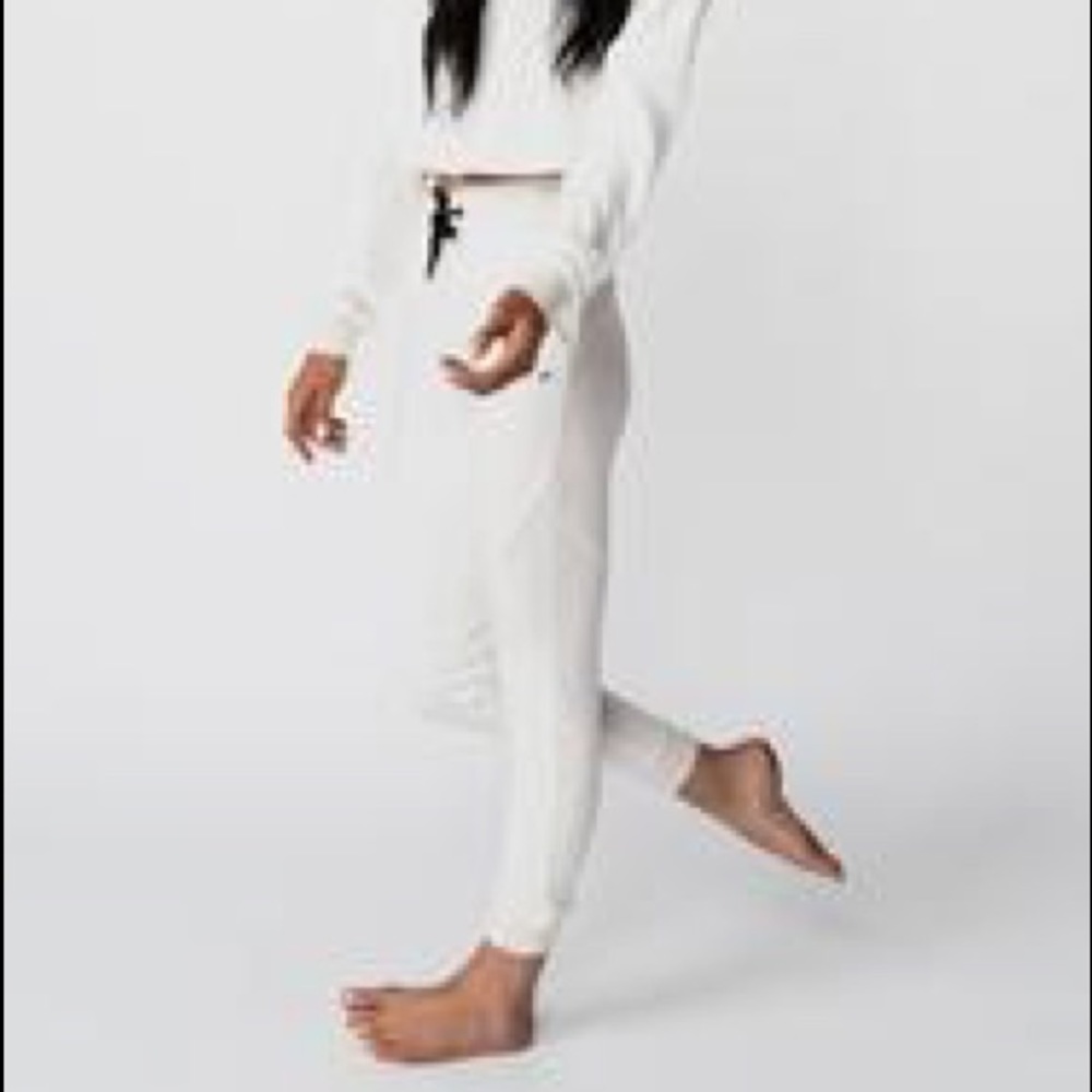 Kora Cream Joggers